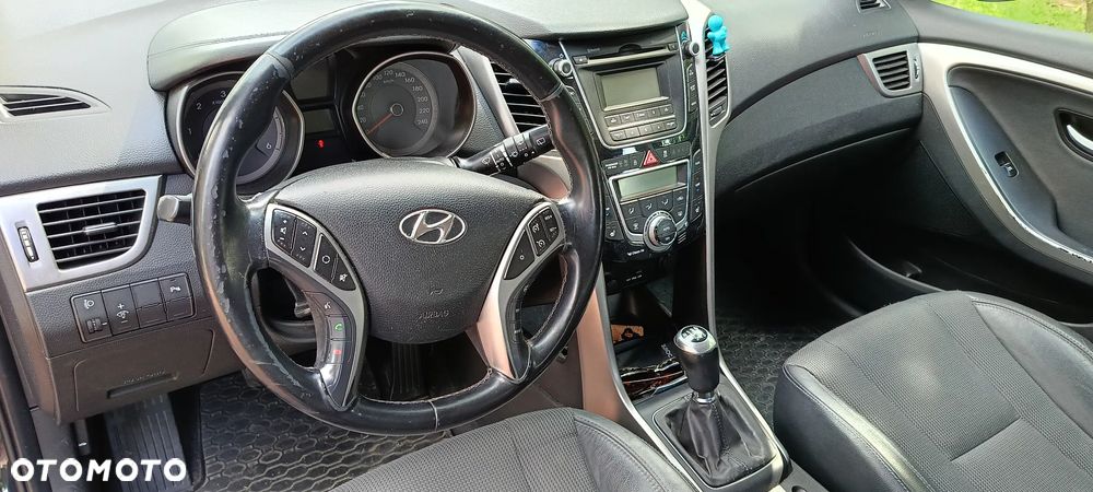 Hyundai i30 1.6 CRDi Style - 9