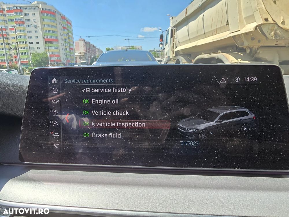 BMW Seria 5 520d xDrive AT - 26