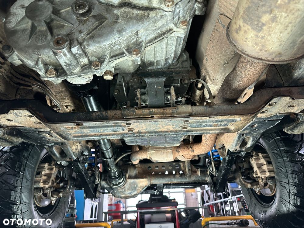 Jeep Grand Cherokee - 29