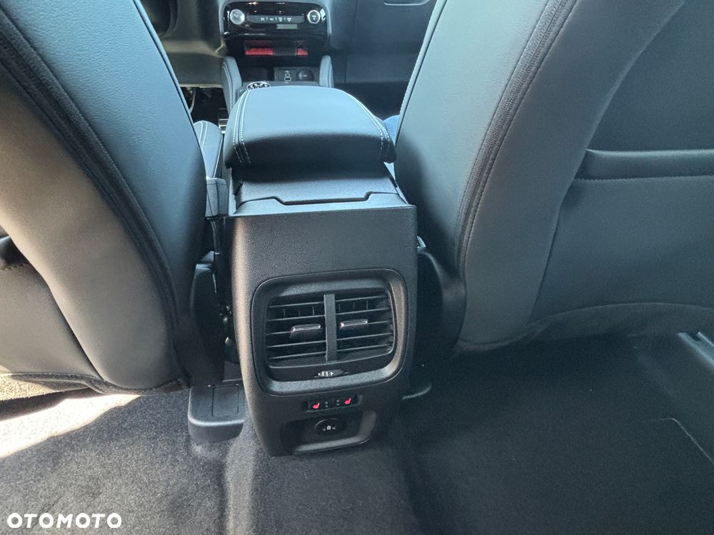 Ford Kuga 2.5 FHEV AWD Blue Cruise Edition eCVT - 12