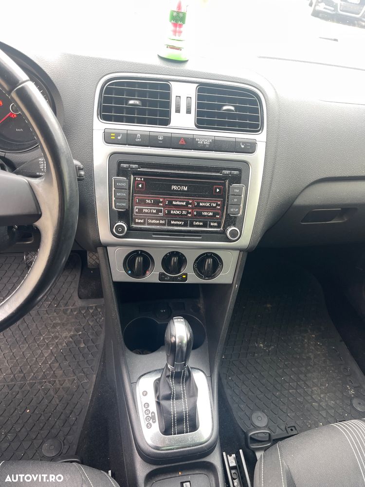 Volkswagen Polo 1.4 DSG Comfortline - 34