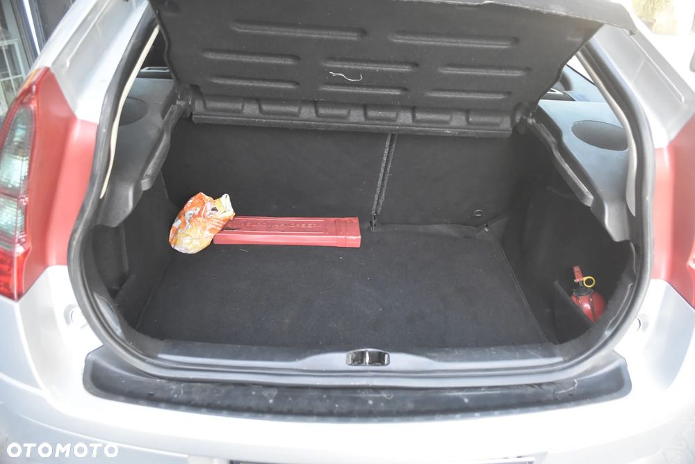 Citroën C4 HDi 110 FAP Tendance - 13