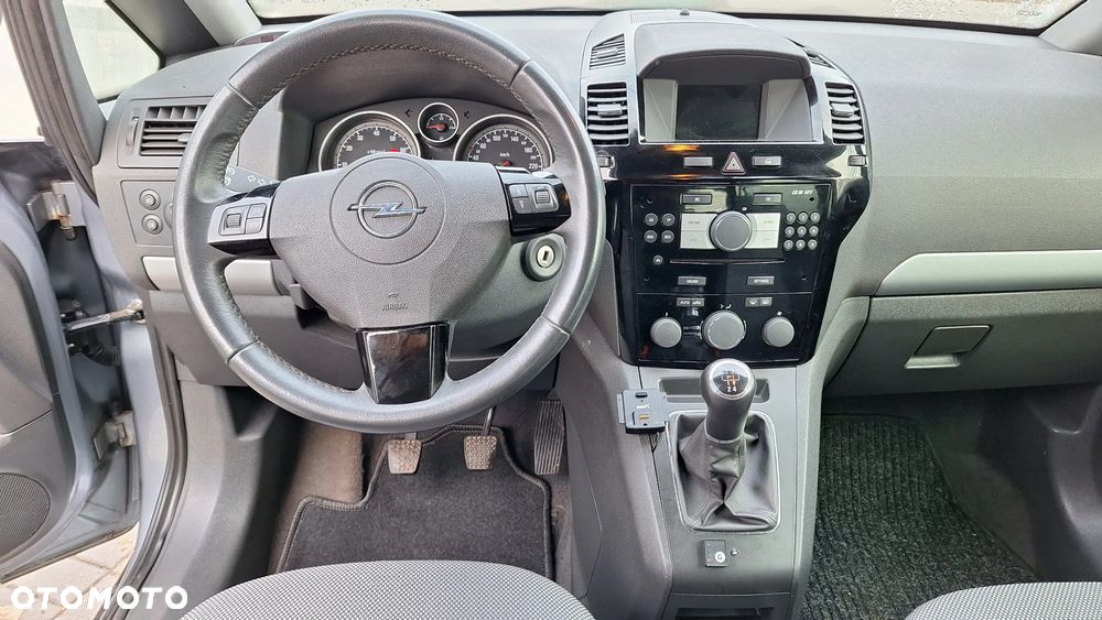 Opel Zafira 1.6 Innovation - 8