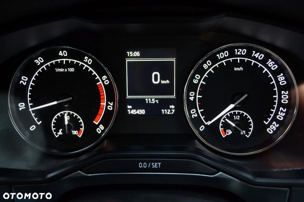 Skoda Superb 1.8 TSI Ambition - 40