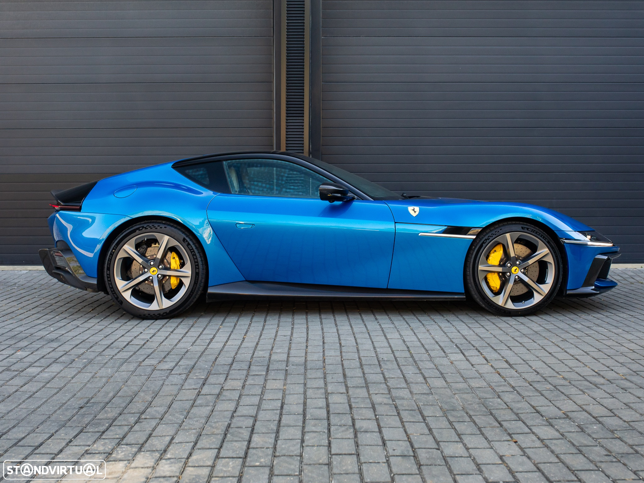 Ferrari 12 Cilindri Standard - 15