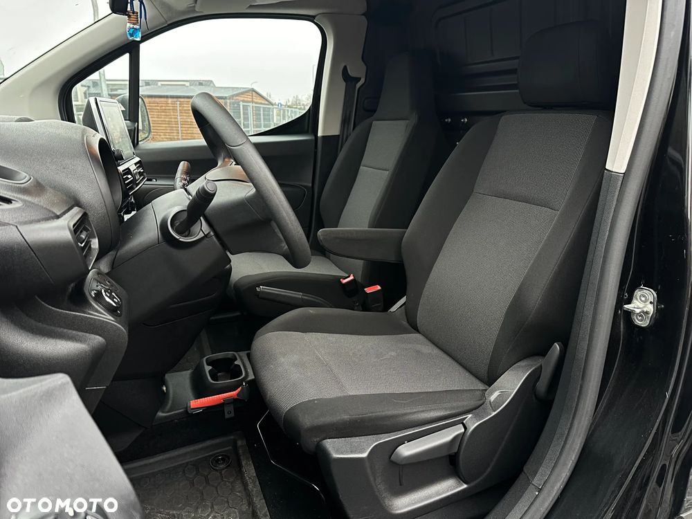 Opel COMBO - 10