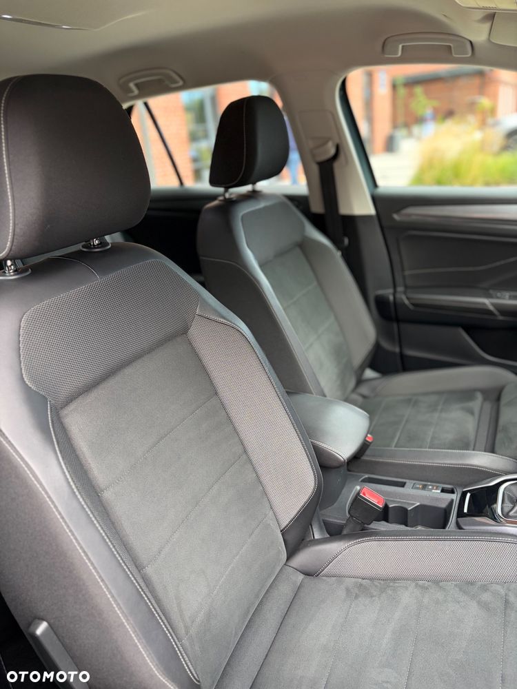 Volkswagen T-Roc 1.5 TSI Style DSG - 33