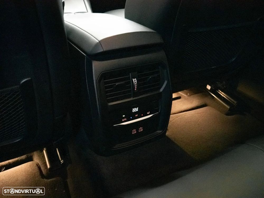 BMW 320 - 30