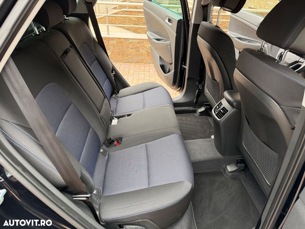 Hyundai Tucson blue 1.7 CRDi 2WD DCT Style - 28