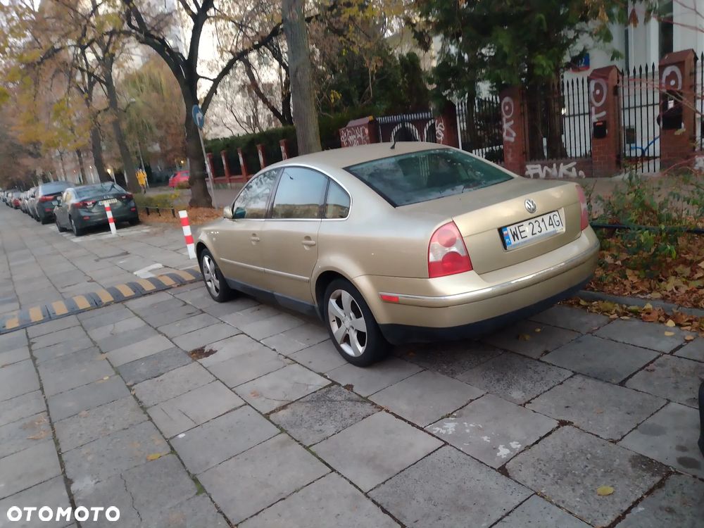 Volkswagen Passat 1.8T Comfortline - 7