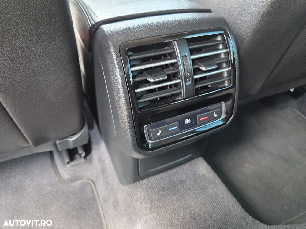 Volkswagen Passat 2.0 TDI DSG R Executive - 16