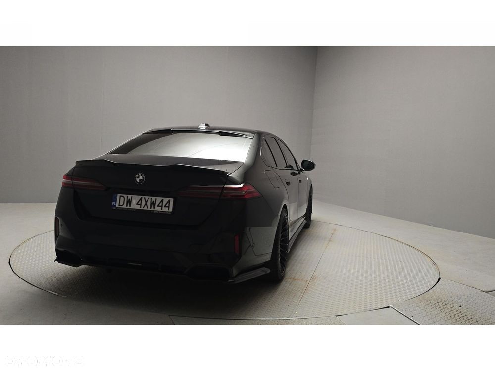 BMW Seria 5 520d xDrive mHEV M Sport - 5