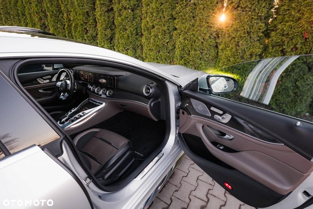 Mercedes-Benz AMG GT 43 4-Matic+ - 36