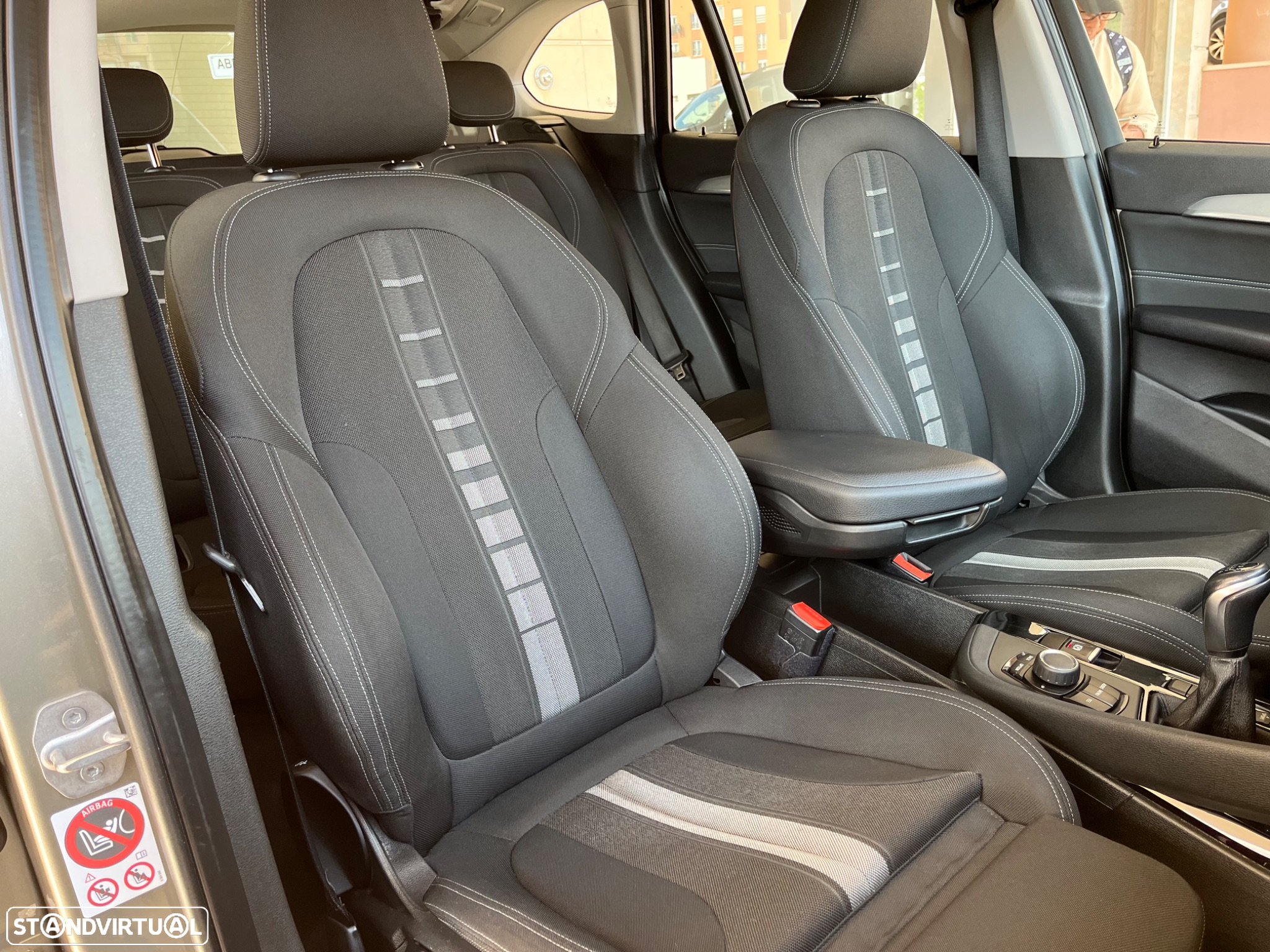 BMW X1 16 d sDrive Line Sport - 52