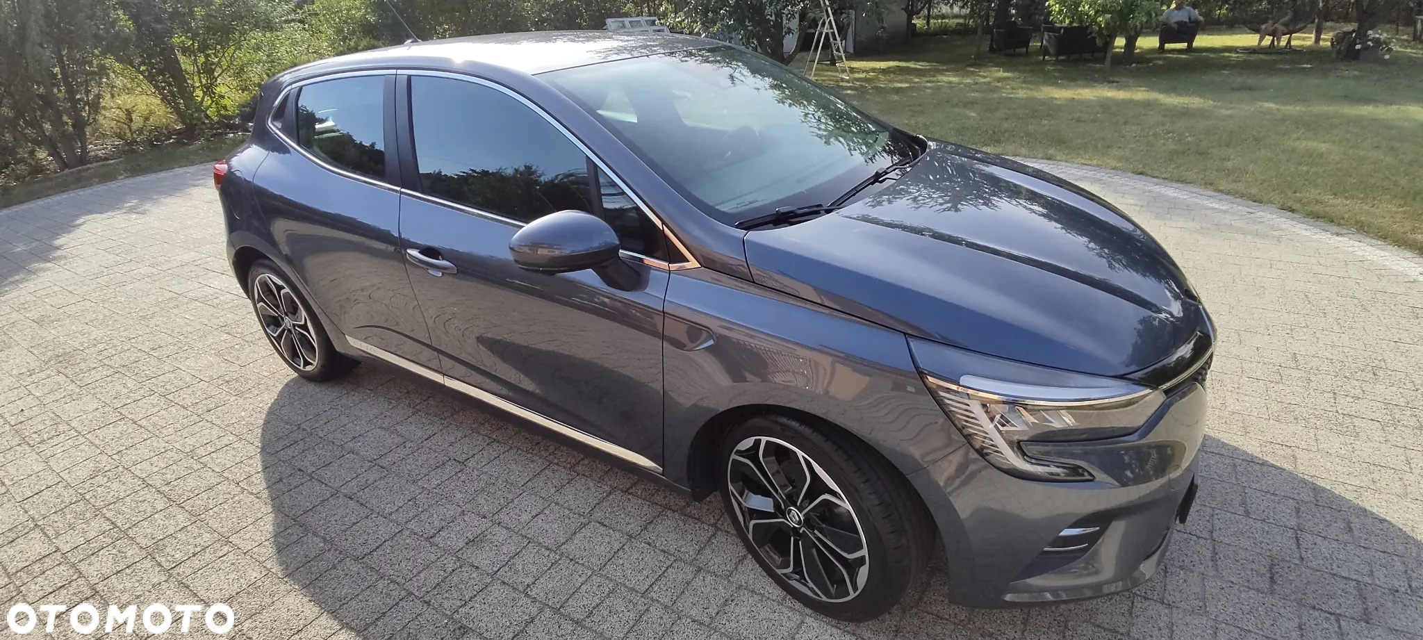 Renault Clio TCe 100 INTENS - 21