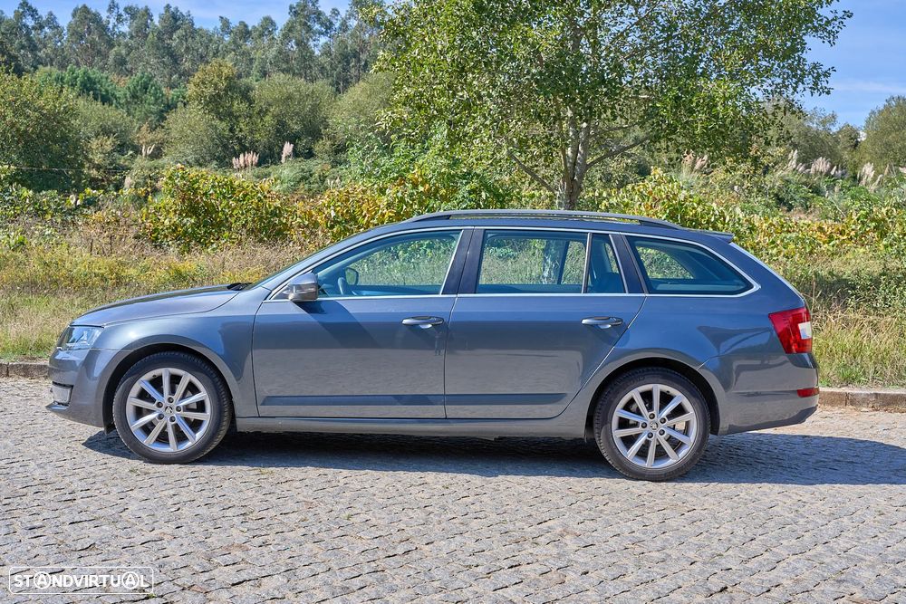 Skoda Octavia Break 1.6 TDi Elegance - 4