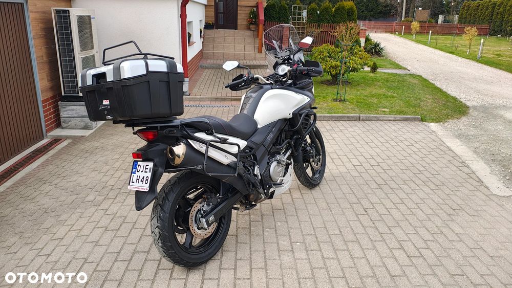 Suzuki V-STROM - 8