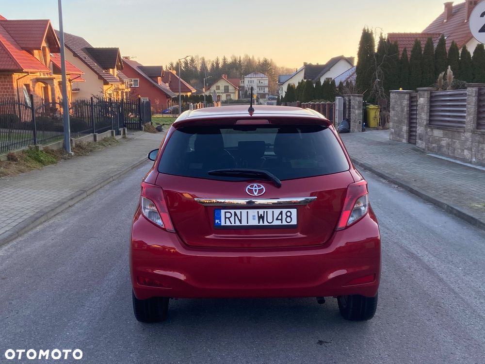 Toyota Yaris - 11