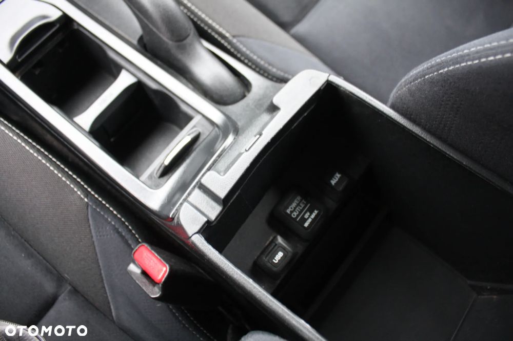 Honda Civic 1.8 Executive i-SHIFT - 17