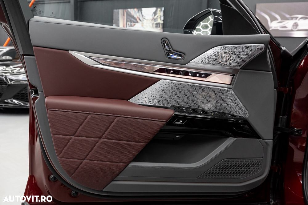 BMW Seria 7 - 38