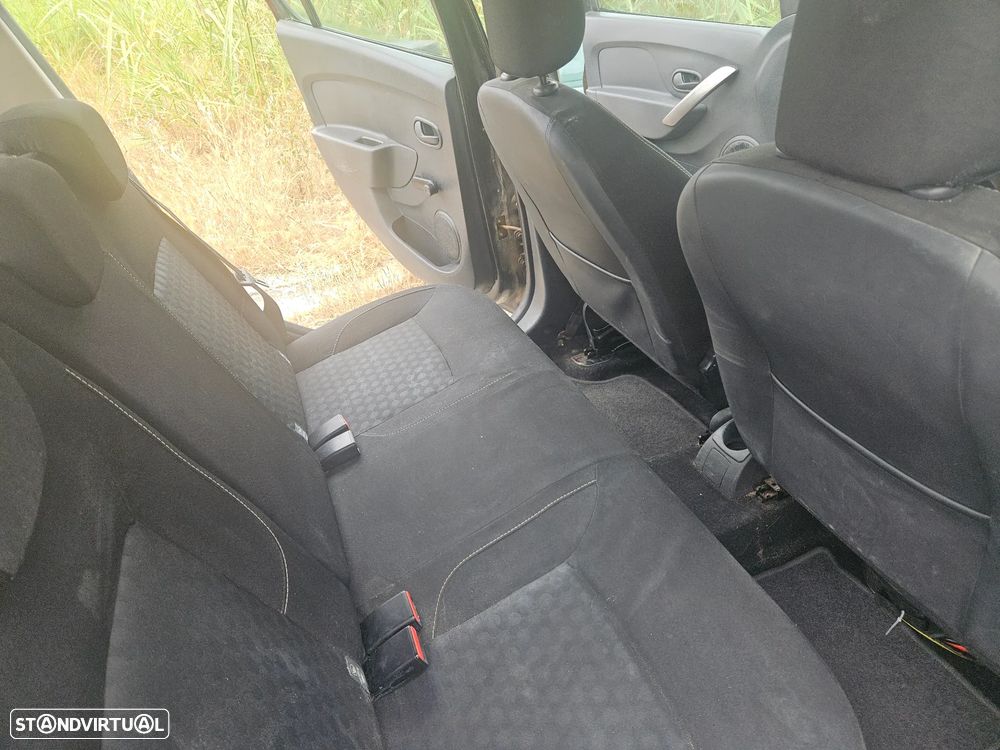 Dacia Sandero 1.2 16V Comfort Bi-Fuel - 10