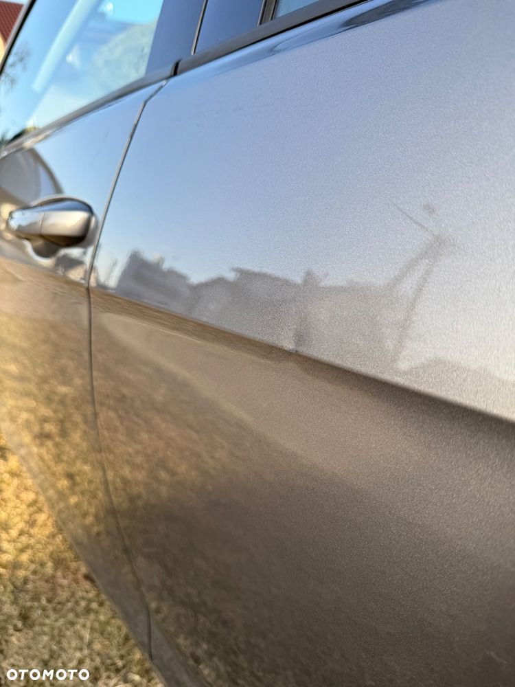 Volkswagen Golf 1.6 TDI BMT Comfortline DSG - 8