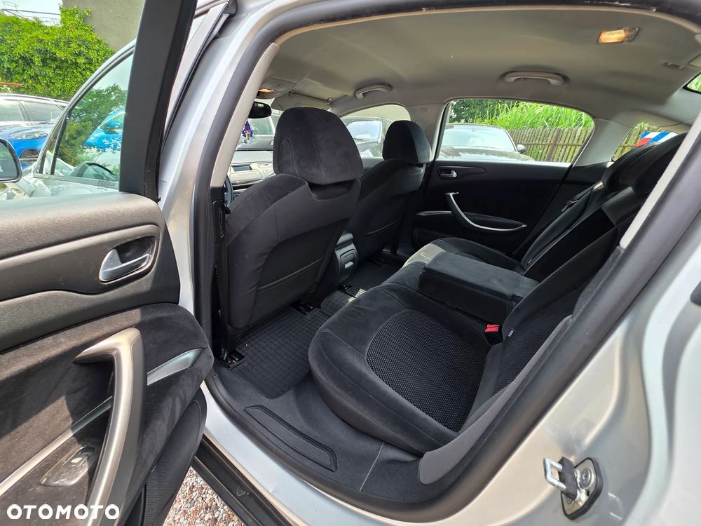 Citroën C5 HDi 140 FAP Exclusive - 8