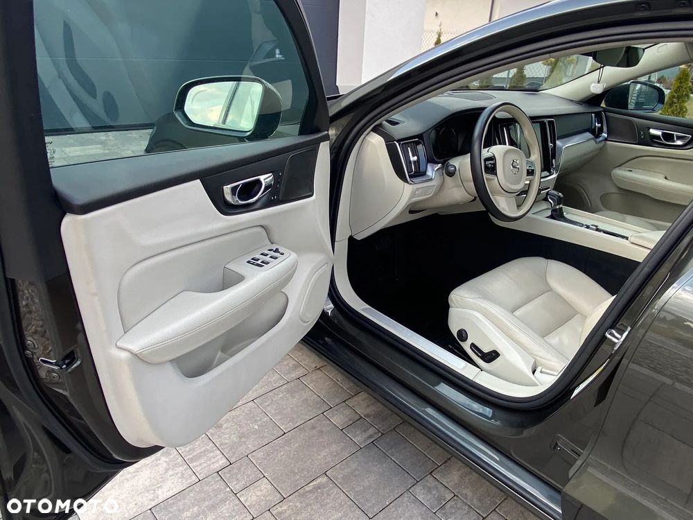 Volvo S60 T6 AWD Geartronic RDesign - 7