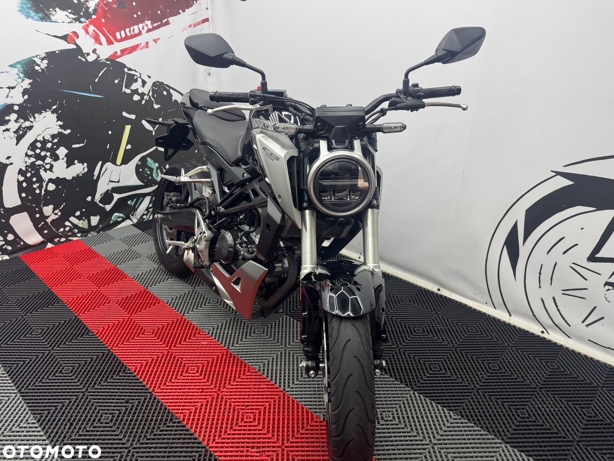Honda CB - 33