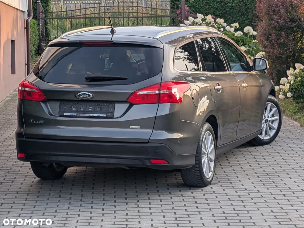 Ford Focus - 14