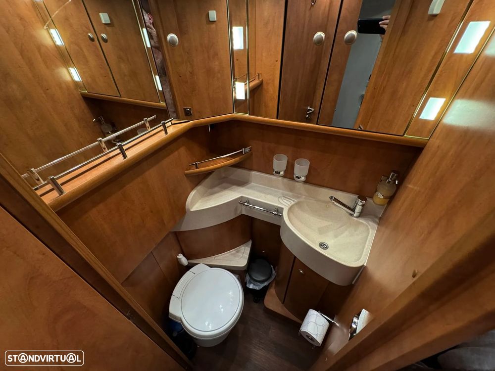 Carthago Chic C-Line 5.0 3.0JTD  (CAMA CENTRAL) - 30