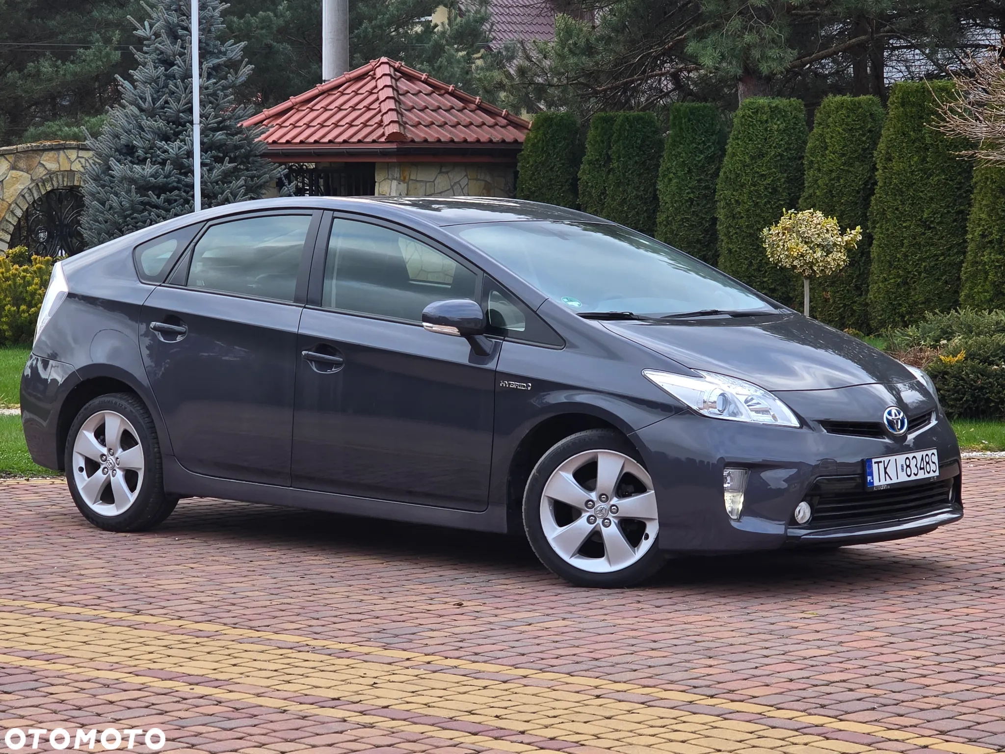 Toyota Prius 1.8 HSD Prestige - 11