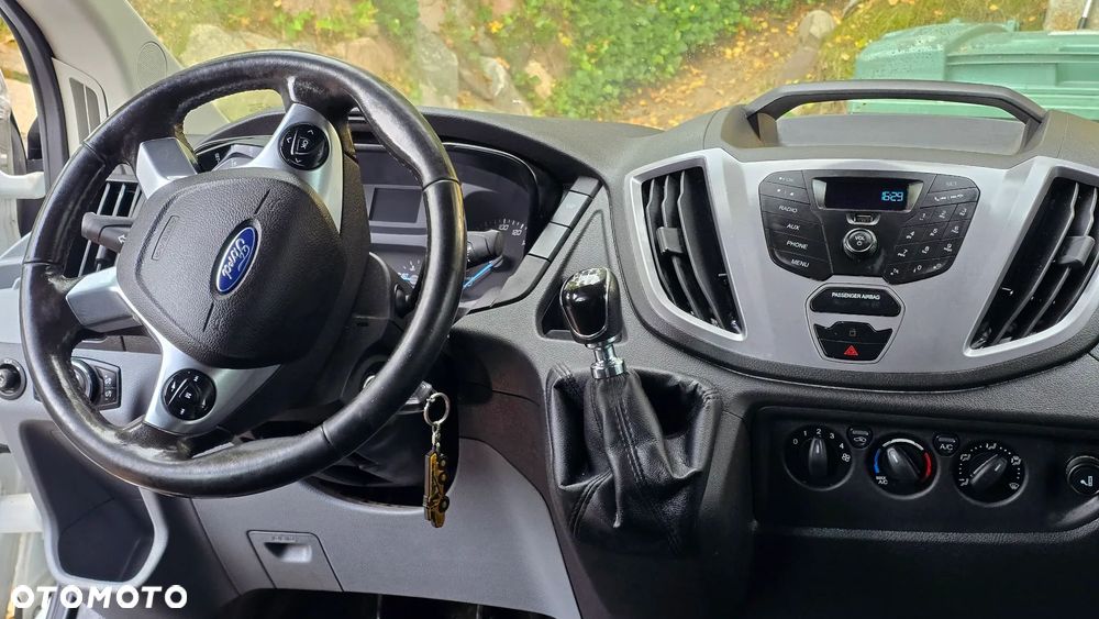 Ford Transit - 16