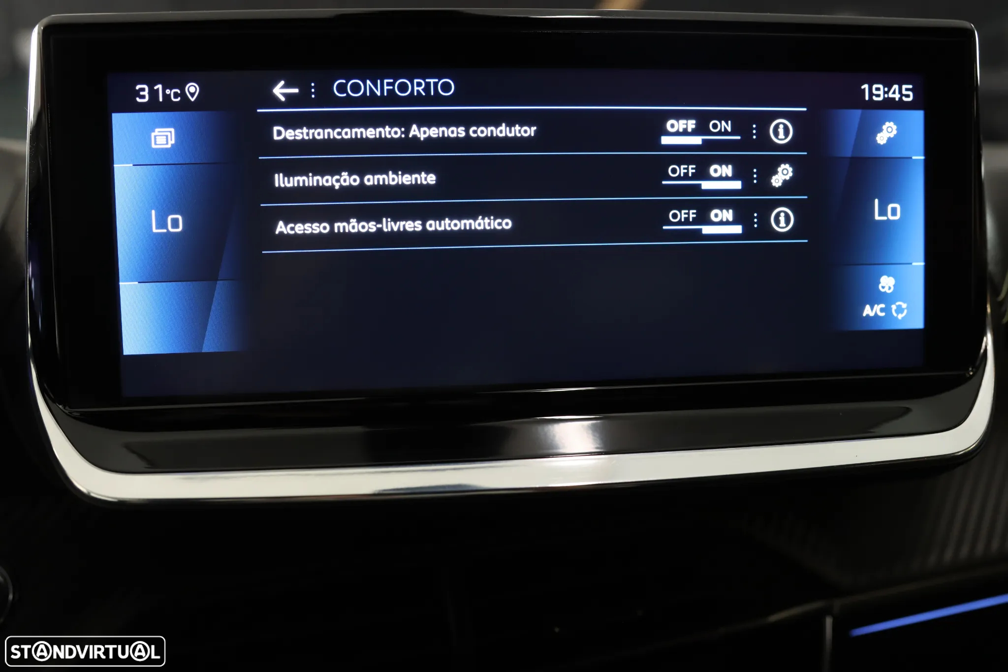 Peugeot 2008 PureTech 130 EAT8 GT - 29