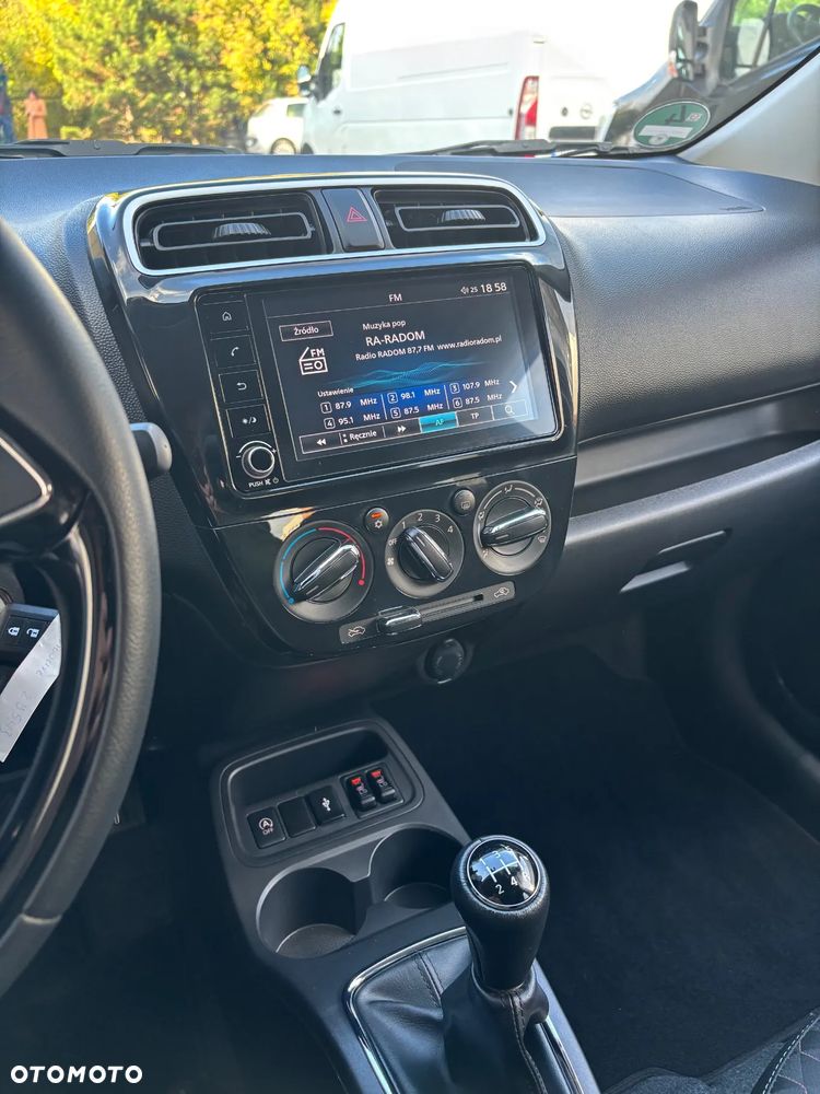 Mitsubishi Space Star 1.2 AS&G Invite - 16