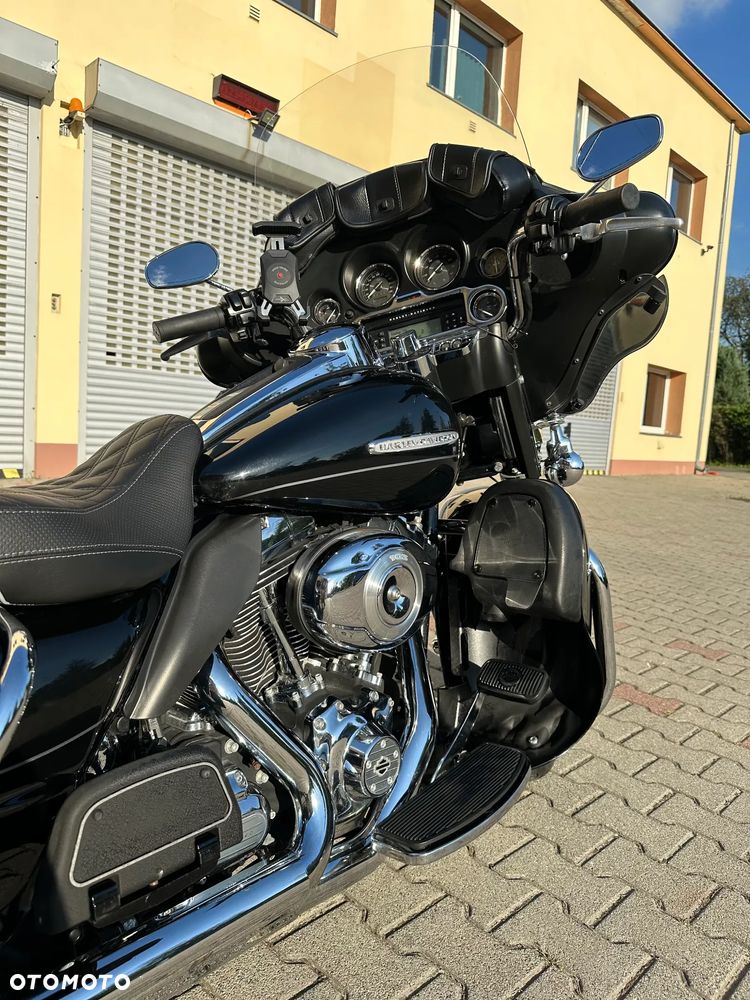 Harley-Davidson FLHTCU Ultra - 5