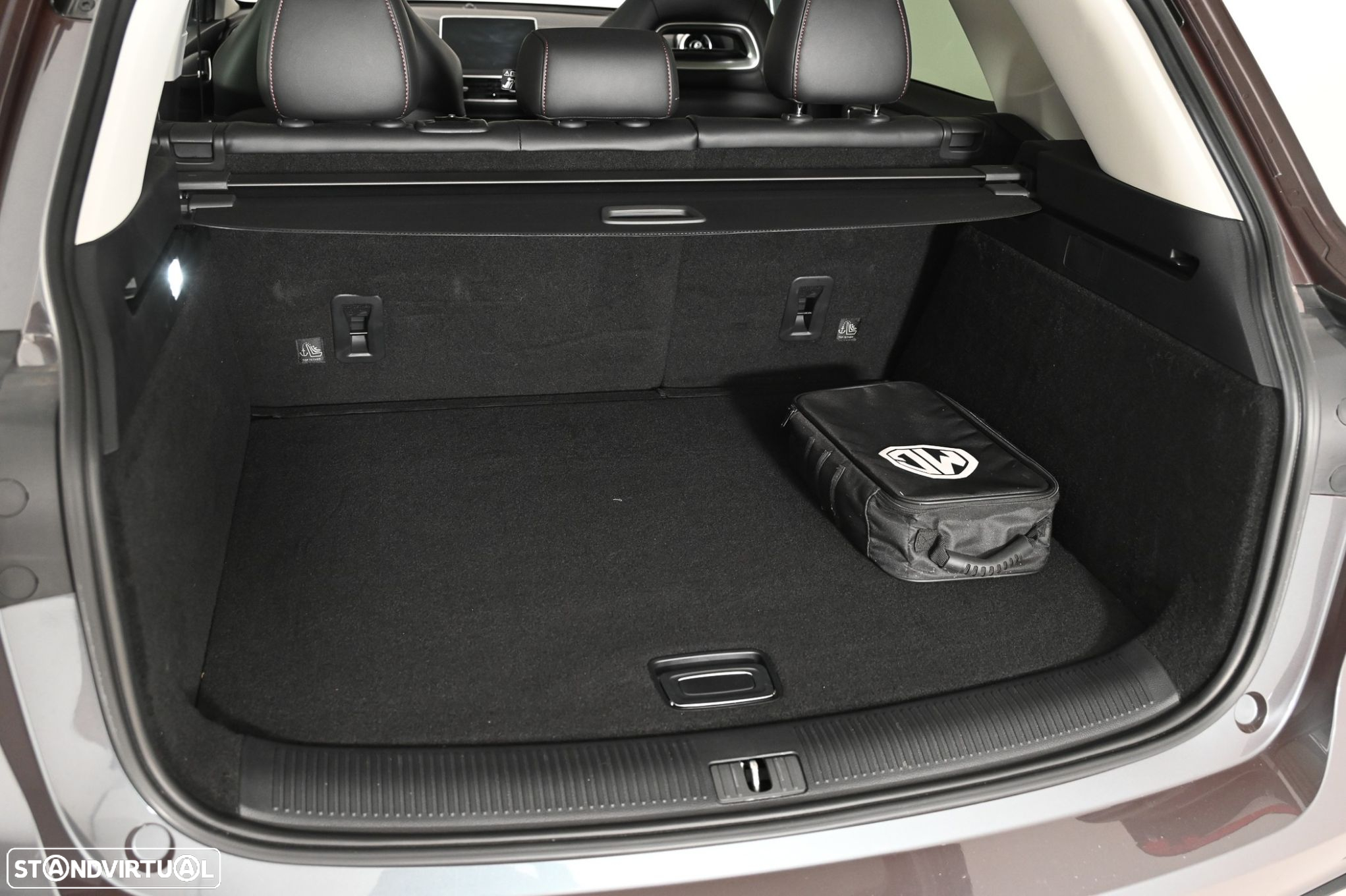 MG EHS 1.5 T-GDI Plug-in Hybrid Luxury - 19
