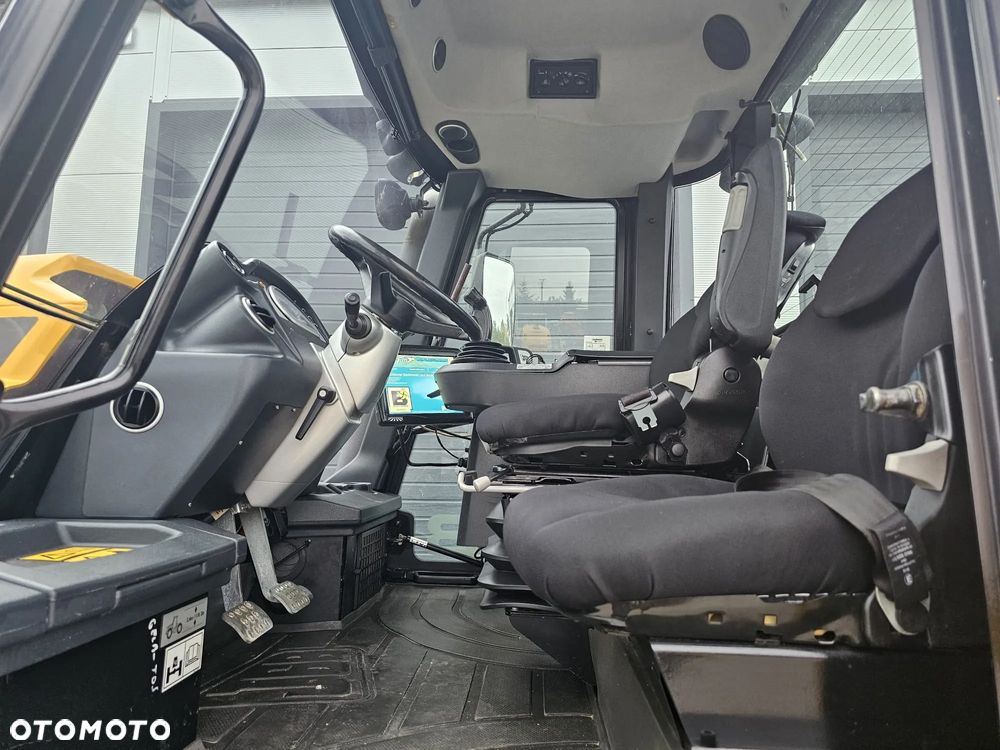 JCB FASTRAC 3230 XTRA - 10