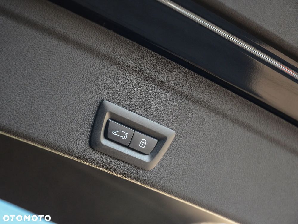 BMW X6 xDrive40d mHEV sport - 22