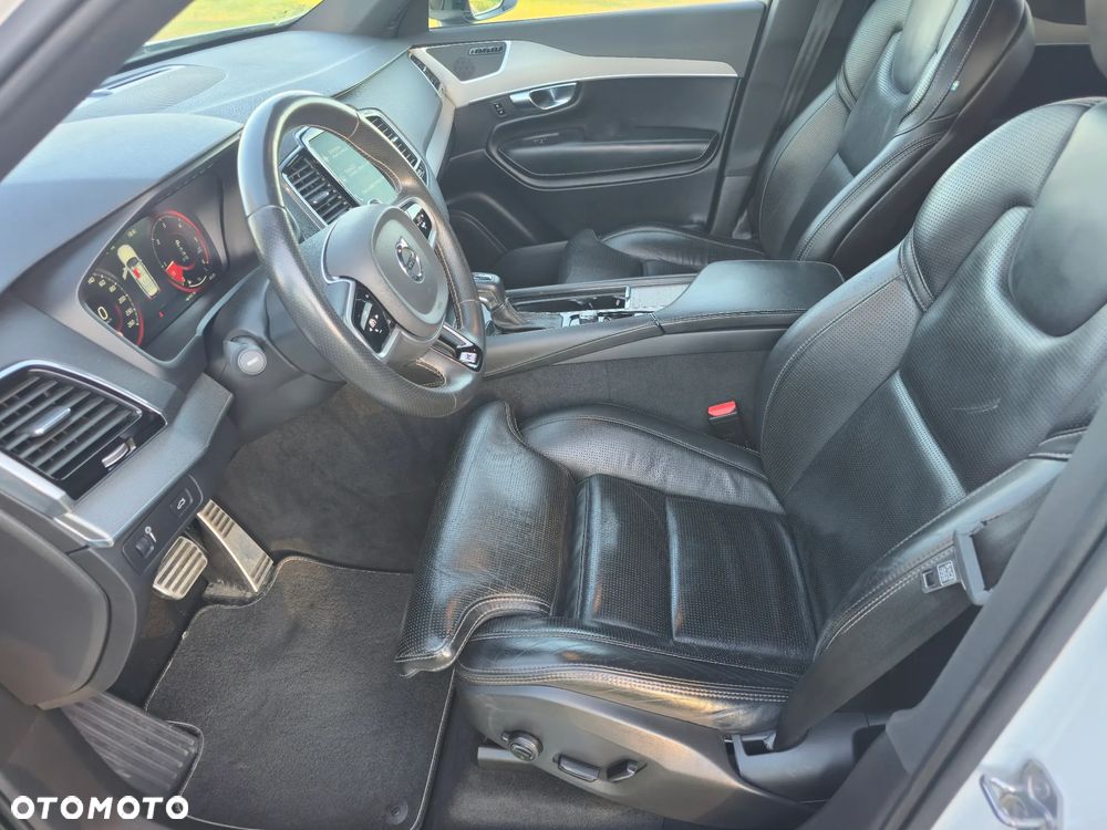 Volvo XC 90 D5 AWD R-Design - 16