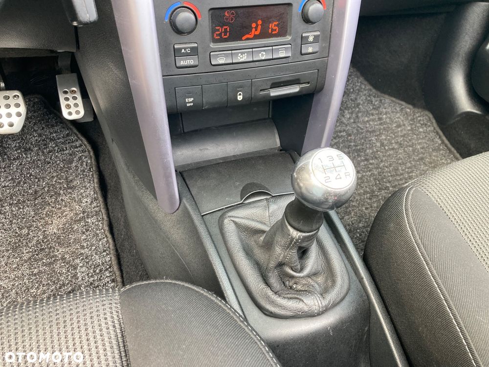 Peugeot 207 CC - 38