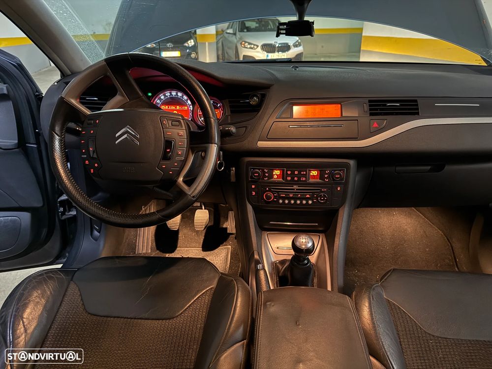 Citroën C5 2.0 HDi VTR+ - 13