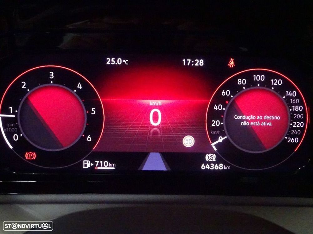 VW Golf Variant 2.0 TDi Life - 14