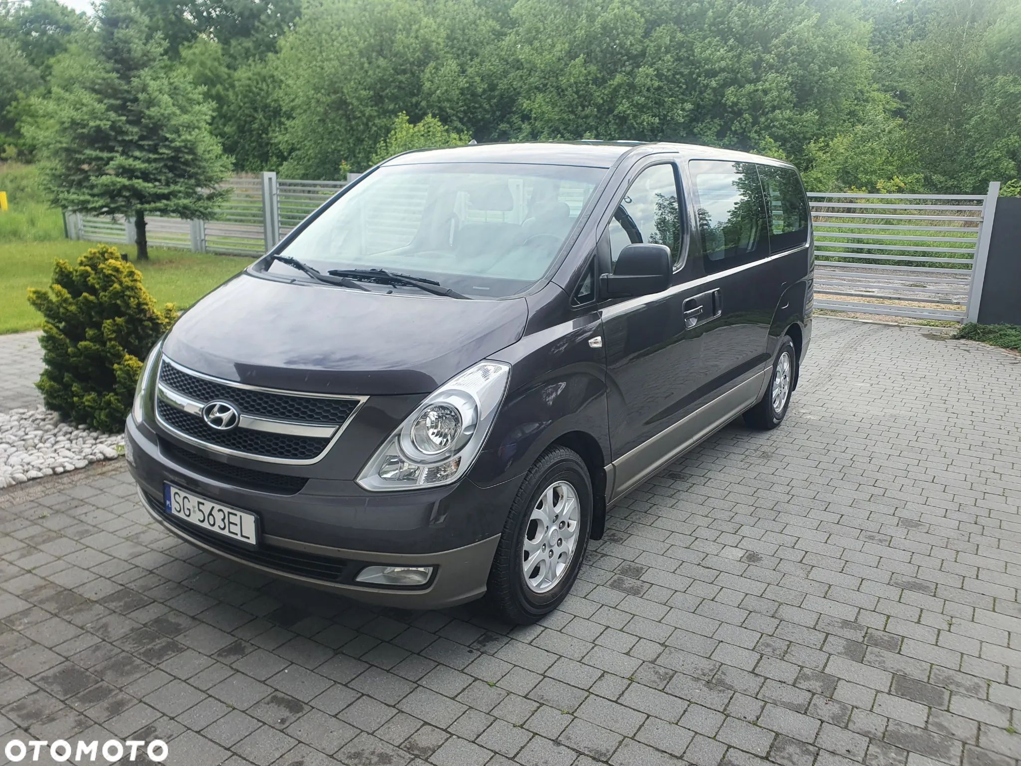 Hyundai H-1 2.5 CRDi Travel Comfort - 1