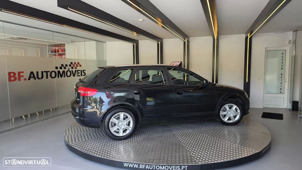 Audi A3 Sportback 2.0 TDi Attraction Business Line - 8