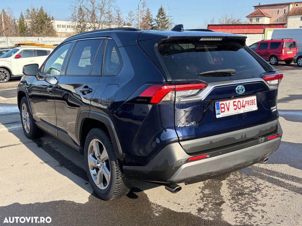 Toyota RAV4 - 3