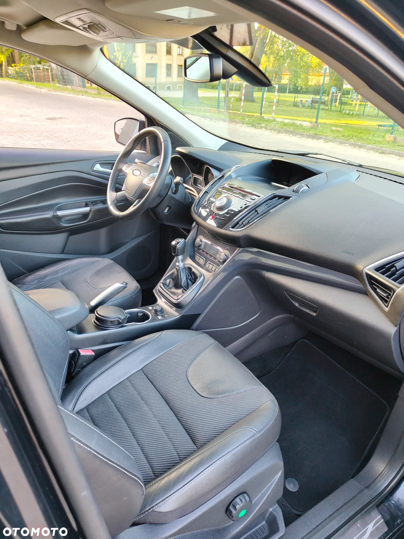 Ford Kuga 1.5 EcoBoost 2x4 Individual - 8