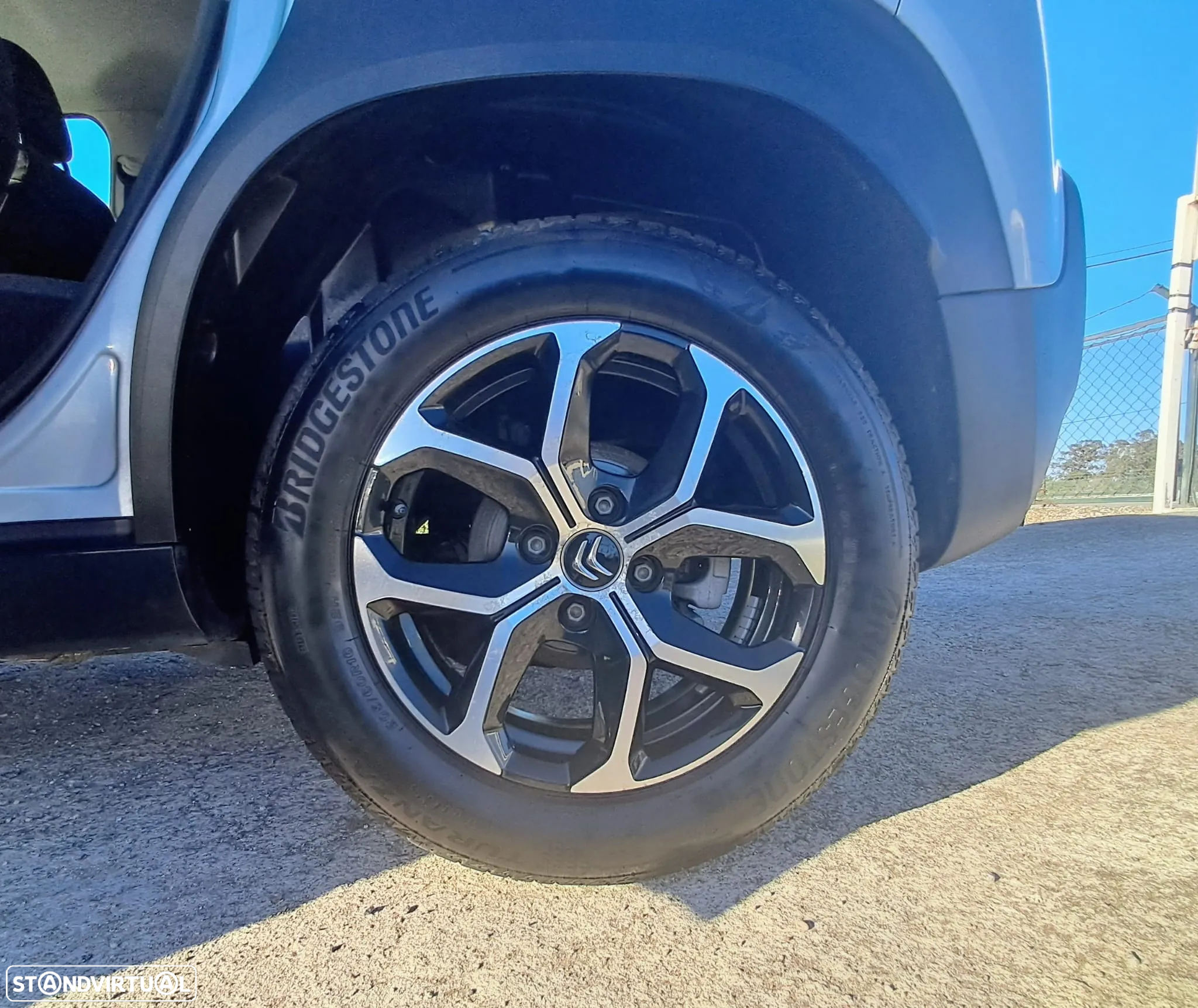 Citroën C3 Aircross BlueHDI 110 Stop & Start C-SERIES - 4