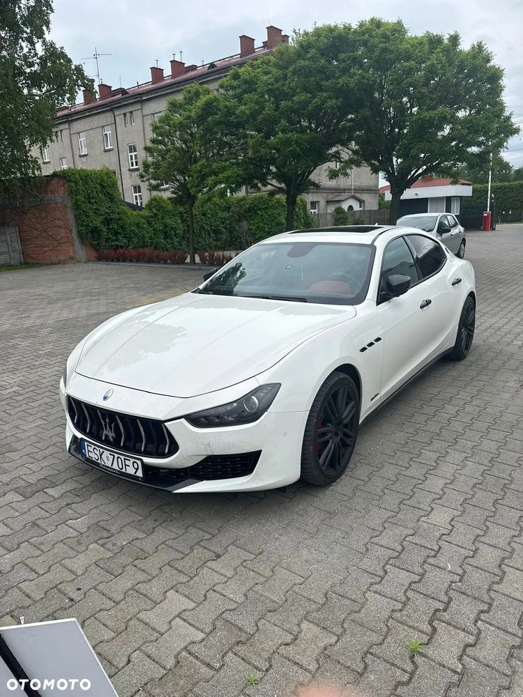 Maserati Ghibli S GranLusso - 4