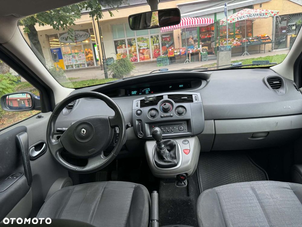 Renault Scenic 1.9 dCi Expression - 8